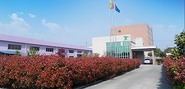 上海金慈實(shí)業(yè)有限公司，丙綸高強(qiáng)絲，丙綸色絲，丙綸中空絲，丙綸異形絲，丙綸夜光紗，高強(qiáng)丙綸絲，丙綸工業(yè)絲，丙綸熒光絲