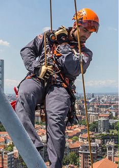 上海金慈實(shí)業(yè)有限公司，丙綸高強(qiáng)絲，丙綸色絲，丙綸中空絲，丙綸異形絲，丙綸夜光紗，高強(qiáng)丙綸絲，丙綸工業(yè)絲，丙綸熒光絲